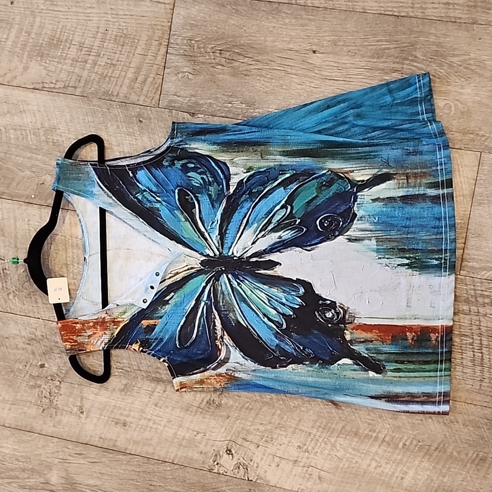 Light weight, Butterfly shirt,  vneck tank top